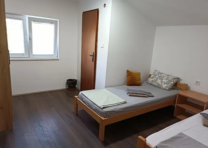 Prenociste Lipov Lad Δωμάτια σε οικογενειακή κατοικία Νεγκοτίν